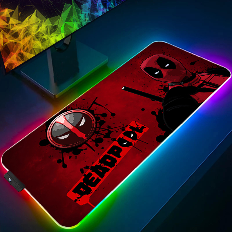 Tablet Cute Accessories - แผ่นรองเมาส์ LED สำหรับเล่นเกม พร้อมไฟแบ็คไลท์ ขอบล็อค ลายอนิเมะ