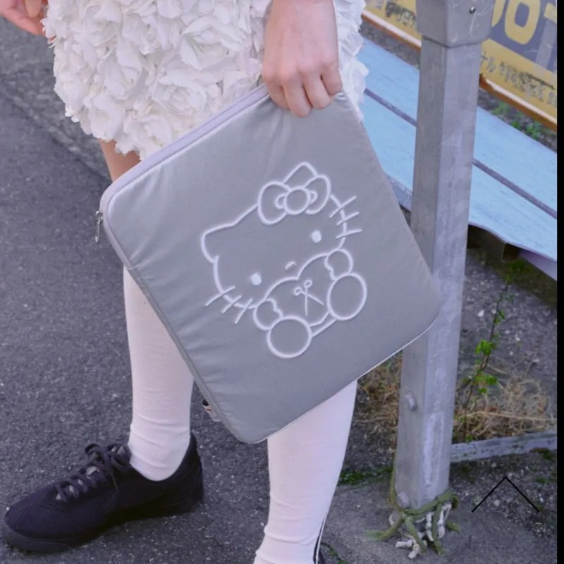 กระเป๋าใส่แท็บเล็ตแบบพกพาลายกา - Best Tablet Accessories บทวิจารณ์และราคา